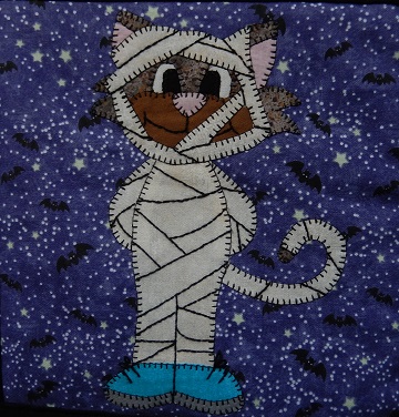 Mummy Cat by Ms P Designs USA