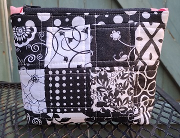 B & W Zipper Bag B by Sharon @ Ms P Designs USA