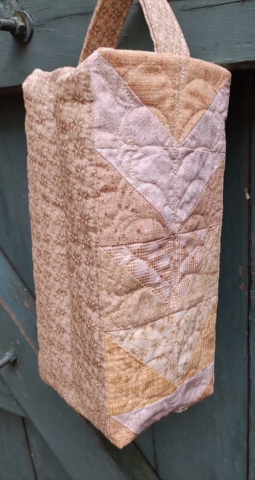 neutral-rectangular-zip-bag-2-a-by-sharon-40-ms-p-designs-usa.