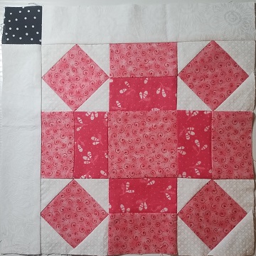 rolling-stone-with-sash-by-sharon-40-ms-p-designs-usa