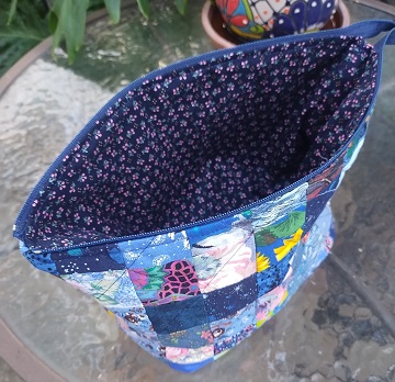 january-blue-zipper-bag-interior-by-sharon-40-ms-p-designs-usa