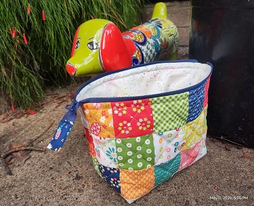 scrappy-zipper-bag-9-b-by-sharon-40-ms-p-designs-usa