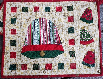 a-christmas-bells-place-mats-by-sharon-40-ms-p-designs-usa