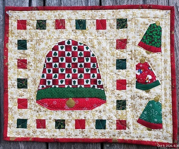 b-christmas-bells-place-mats-by-sharon-40-ms-p-designs-usa